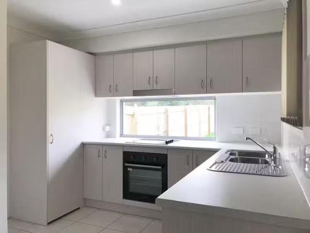 Cheap 1/29 Andrew Street, Bundamba, QLD 4304