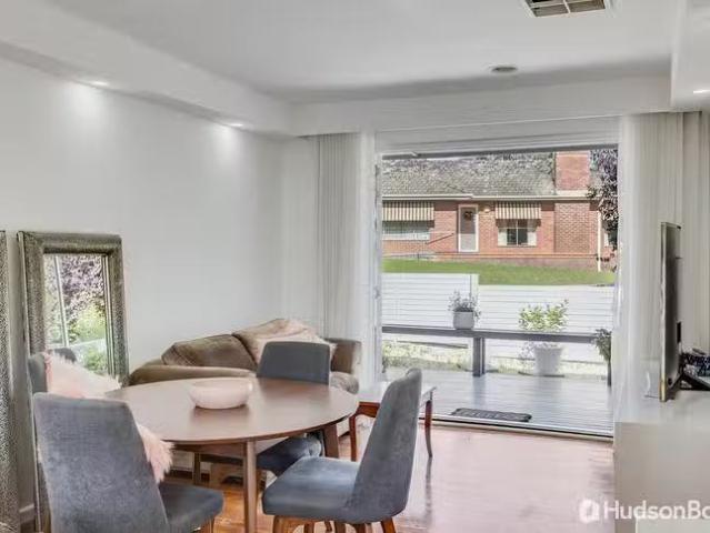 Rental! 1/208 Templestowe Road, Templestowe Lower, VIC 3107