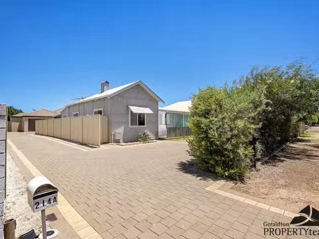 Nice 1/214 Second Street, Wonthella, WA 6530