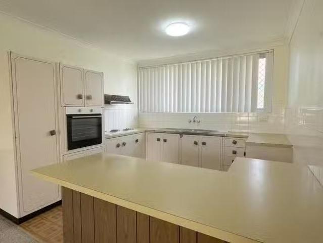 Unique 12/16 Bestman Avenue, Bongaree, QLD 4507