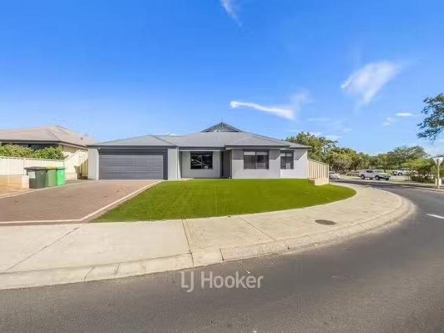 Deal! 121 Leschenault Parade, Australind, WA 6233