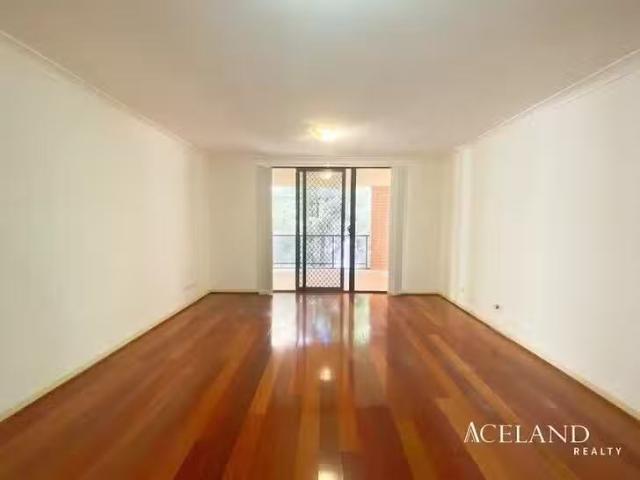 Nice 12/1 4 The Crescent, Strathfield, NSW 2135