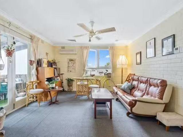 Just in! 12/22 Ogilvie Road, Mount Pleasant, WA 6153