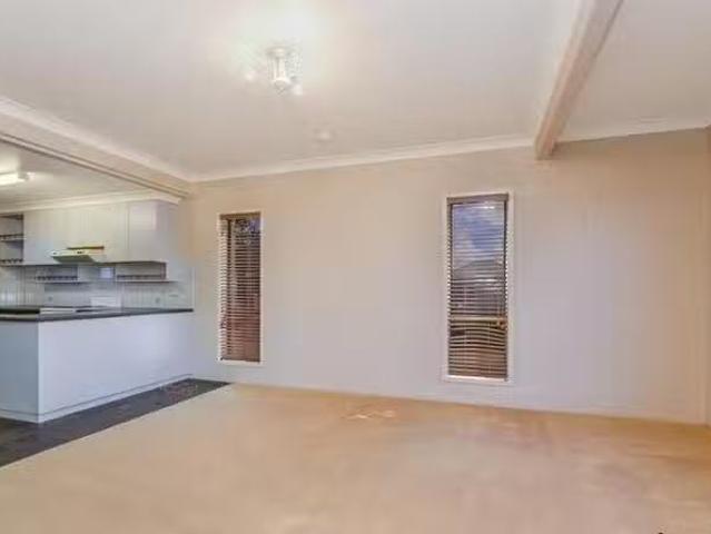 Charming 1/226 Hume Street, South Toowoomba, QLD 4350
