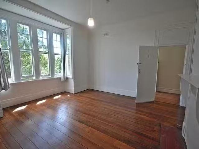 Cheap 1/230 Bathurst Road, Katoomba, NSW 2780