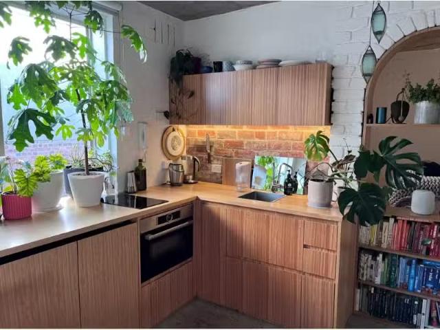 For Rent! 12/35 41 Napier Street, Fitzroy Apartment for rent.