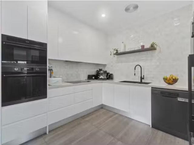 Rental! 12/35 Gannon Avenue, Dolls Point Apartment for rent L.