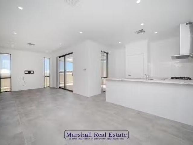 For Rent! 12 Cowaramup Loop, Two Rocks, WA 6037