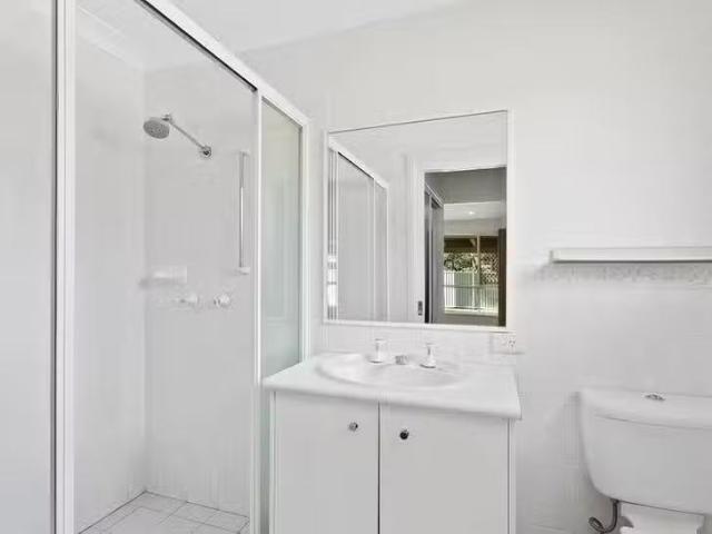 Unique 12 Greenwood Court, Helensvale, QLD 4212