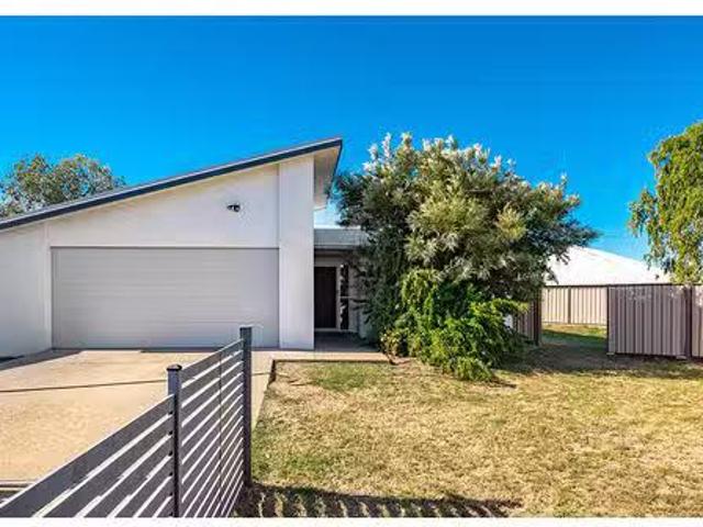 Rental! 12 Laver Place, Gracemere, QLD 4702