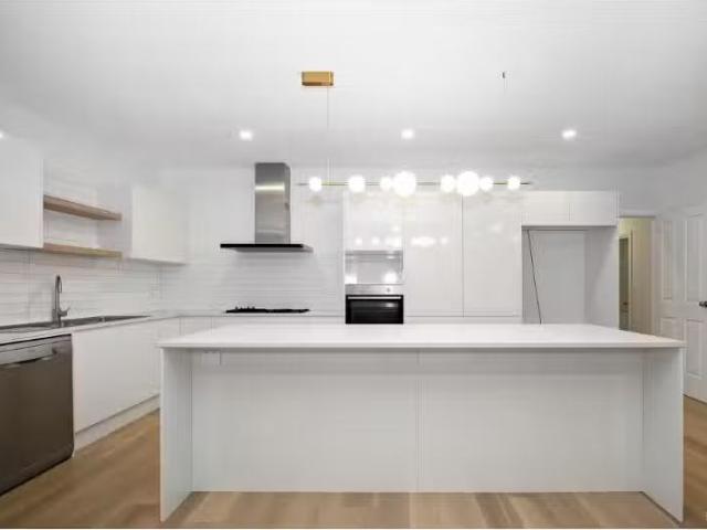 Deal! 12 Mosbri Crescent, The Hill House for rent Listed by P.