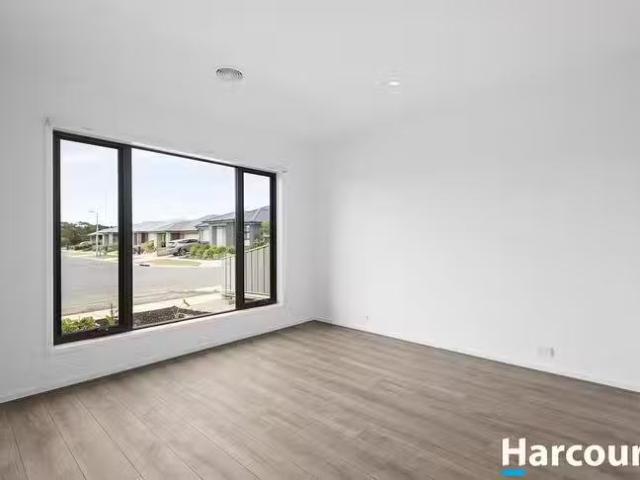 Rental! 12 Matilda Street, St Leonards, VIC 3223