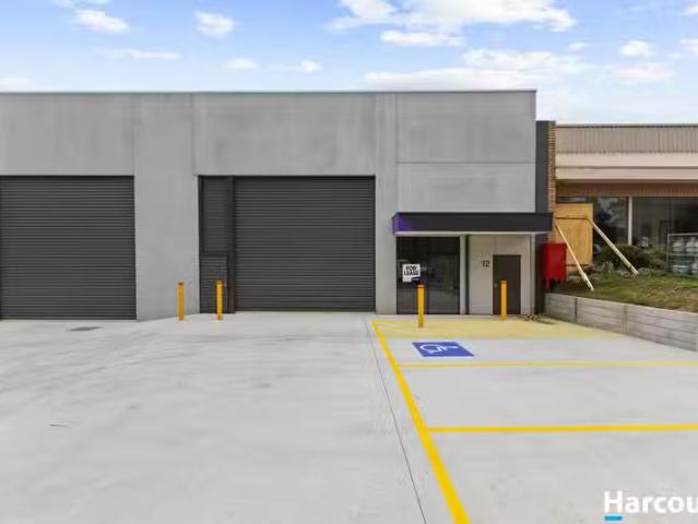 Unique 12 Roberts Court, DROUIN, VIC 3818 Industrial/Warehou.