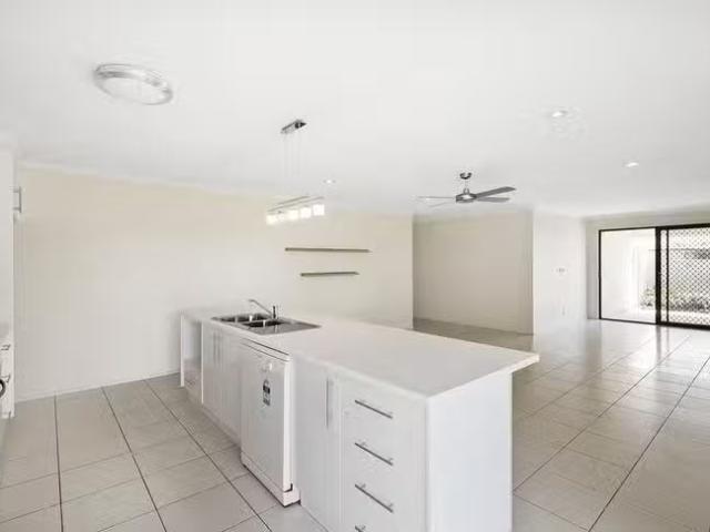 Just in! 12 Retreat Crescent, Narangba, QLD 4504