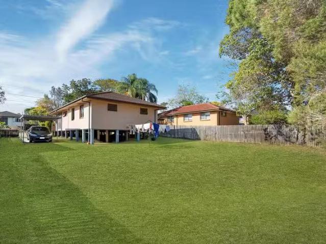 Nice 12 Reading Street, LOGAN CENTRAL, QLD 4114 House for Rent