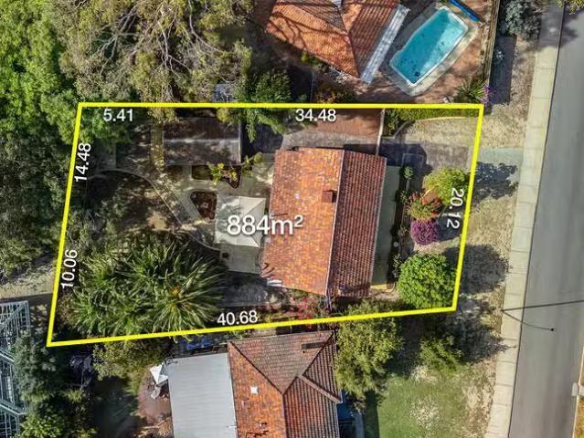 Nice 12 Windfield Road, Melville, WA 6156