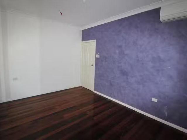 Deal! 12 Tarakan Street, Soldiers Hill, QLD 4825