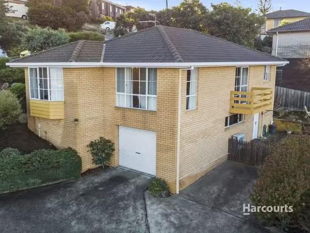 For Rent! 1/36 Nankoor Crescent, HOWRAH, TAS 7018 Villa for.