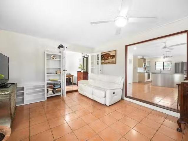 Cozy 136 Sunbird Chase, Parrearra, QLD 4575
