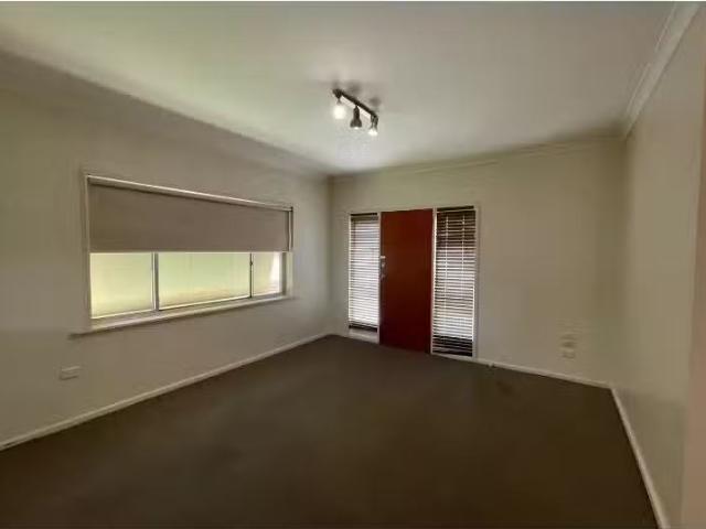 Charming 1/379 Tarakan Avenue, NORTH ALBURY Apartment for rent.