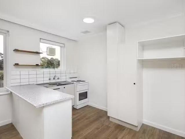 New 13/8 Clyde Street, Maribyrnong, VIC 3032