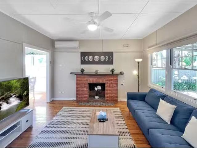 New 132 Gladstone Street, Mudgee House for rent Listed by Geo.