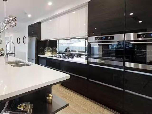 Nice 132 Heysen Boulevard, Mount Barker, SA 5251
