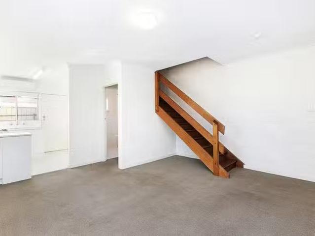 Nice 1/3 Brixton Street, Christies Beach, SA 5165