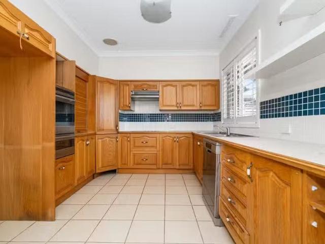 For Rent! 13 Jesmond Street, REDHEAD House for rent Listed by.