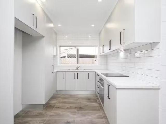 Just in! 13 Julia Percy Close, Bentley Park, QLD 4869