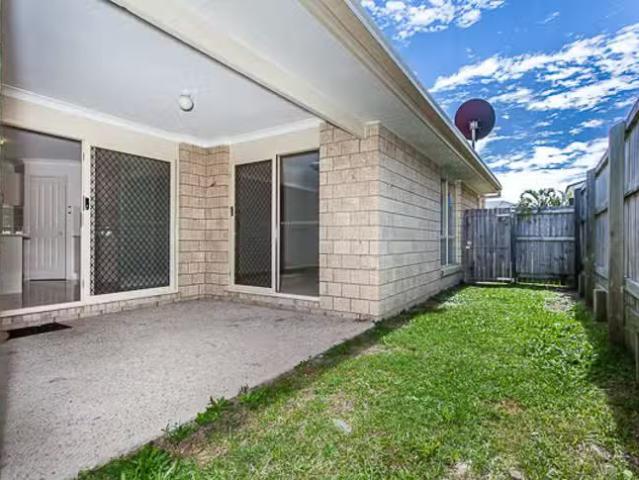 For Rent! 1/3 Lady Bowen Parade, Rothwell, QLD 4022