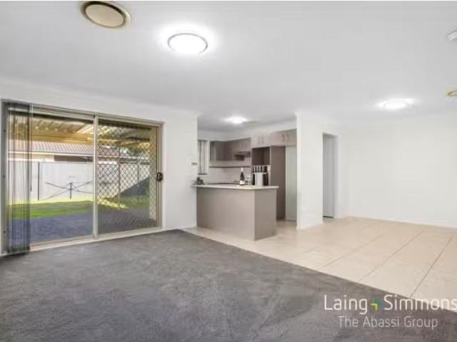 For Rent! 13 Maiden Street, ROPES CROSSING House for rent Lis.