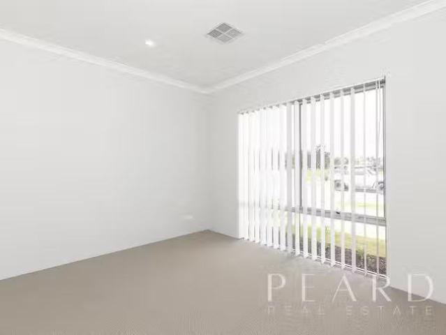 Rental! 13 Windjana Rise, Wandi, WA 6167