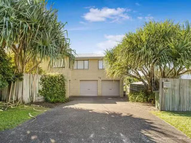 Nice 13 Vaughan Avenue, Maroochydore, QLD 4558
