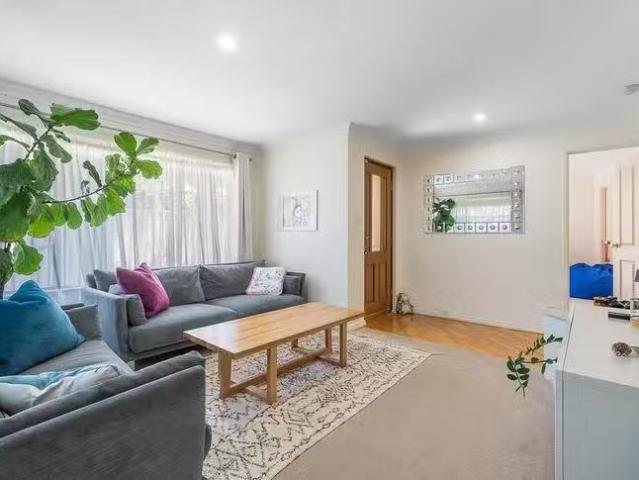 Cozy 13A Alison Road, Attadale, WA 6156