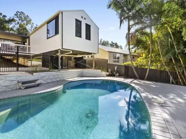 Deal! 13A Stanfield Drive, Upper Coomera, QLD 4209