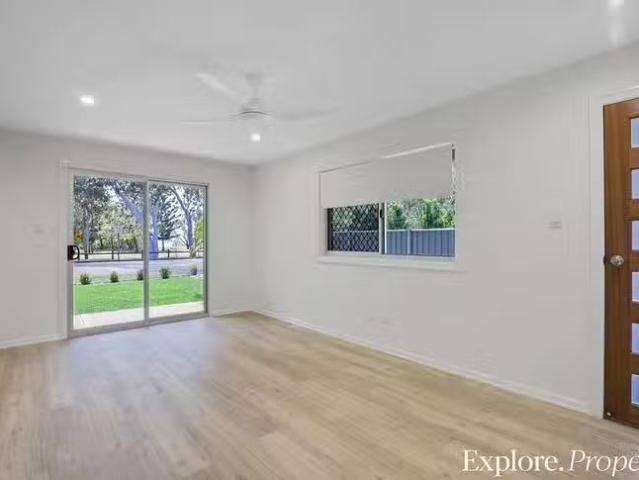 Charming 1/45 Bucasia Esplanade, Bucasia, QLD 4750