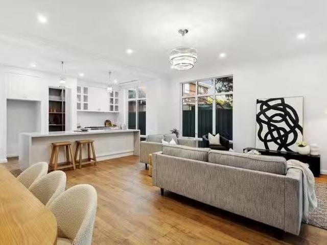 For Rent! 147 Halsey Road, Henley Beach South, SA 5022