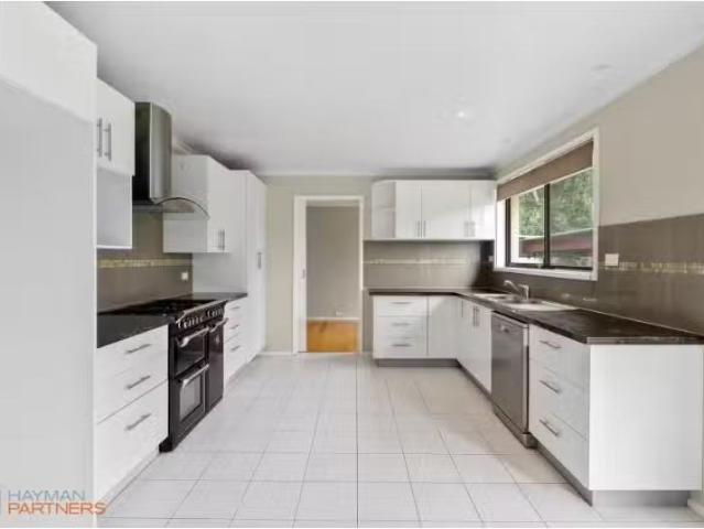 Nice 14 Campaspe Circuit, Kaleen House for rent Listed by Bai.