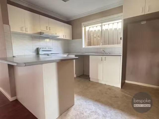 Deal! 1/4 Nash Street, South Penrith Apartment for rent Liste.