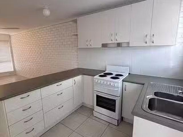 Nice 1/4 Sunhaven Court, Nambour, QLD 4560
