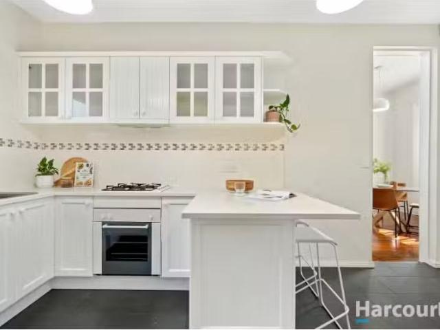 Cheap 14 Robertson Street, Carrington House for rent Listed b.