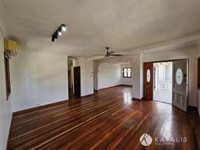 Unique 14 Rawlinson Street, Murarrie QLD 4172