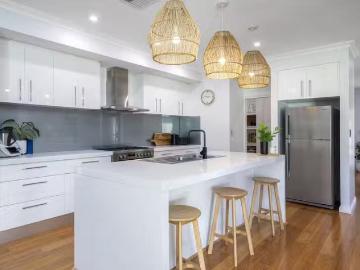 Cheap 14 Westbury Lane, Madeley, WA 6065