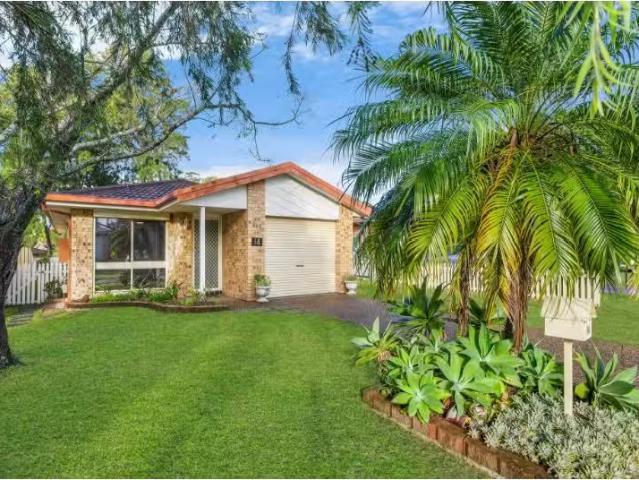 Unique 14 Tandara Close, Blue Haven House for rent Listed by.