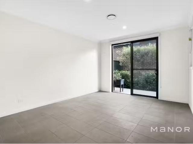 Rental! 154 Elara Boulevard, Marsden Park Townhouse for rent.
