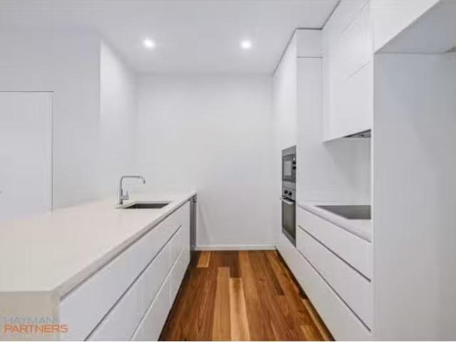 Nice 1/56 Stuart Street, Griffith Townhouse for rent Listed b.