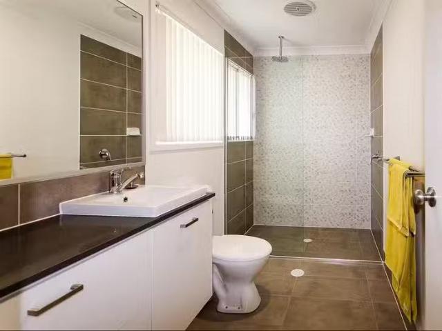 Rental! 15/7 Juxgold Avenue, Collingwood Park, QLD 4301