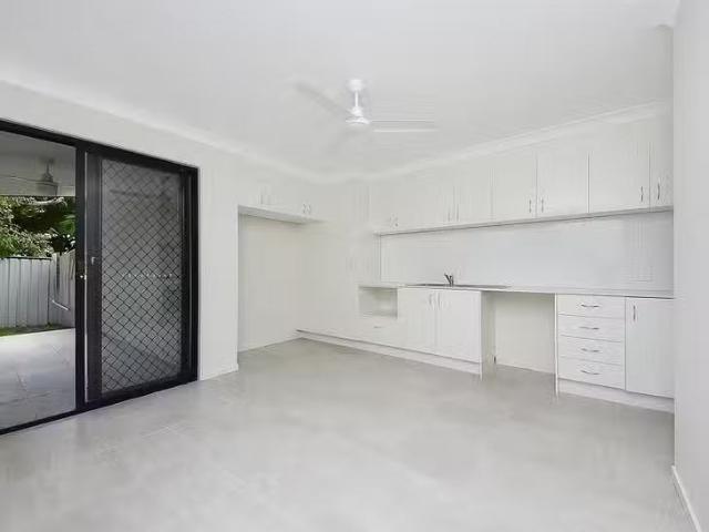 Rental! 1/57A Haig Road, Loganlea, QLD 4131