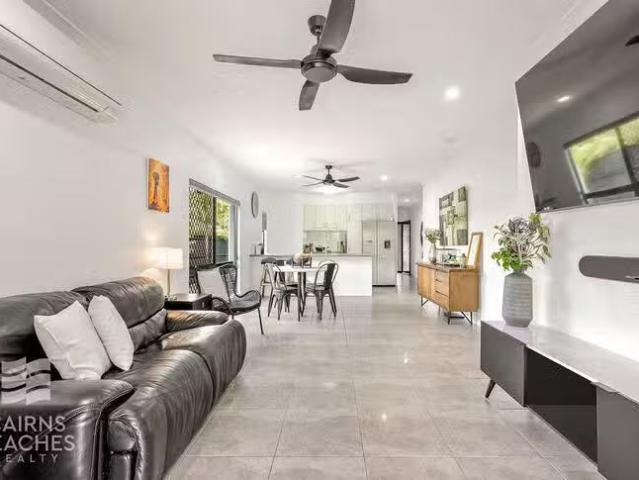 Cozy 158 Roberts Drive, Trinity Beach, QLD 4879